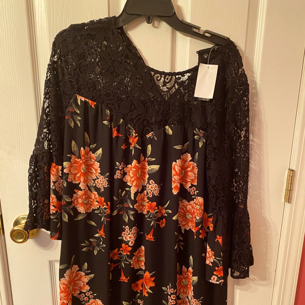 TRIXXI clothing co. Sz XL floral dress. Black lace/floral Red! NEW WITH TAG